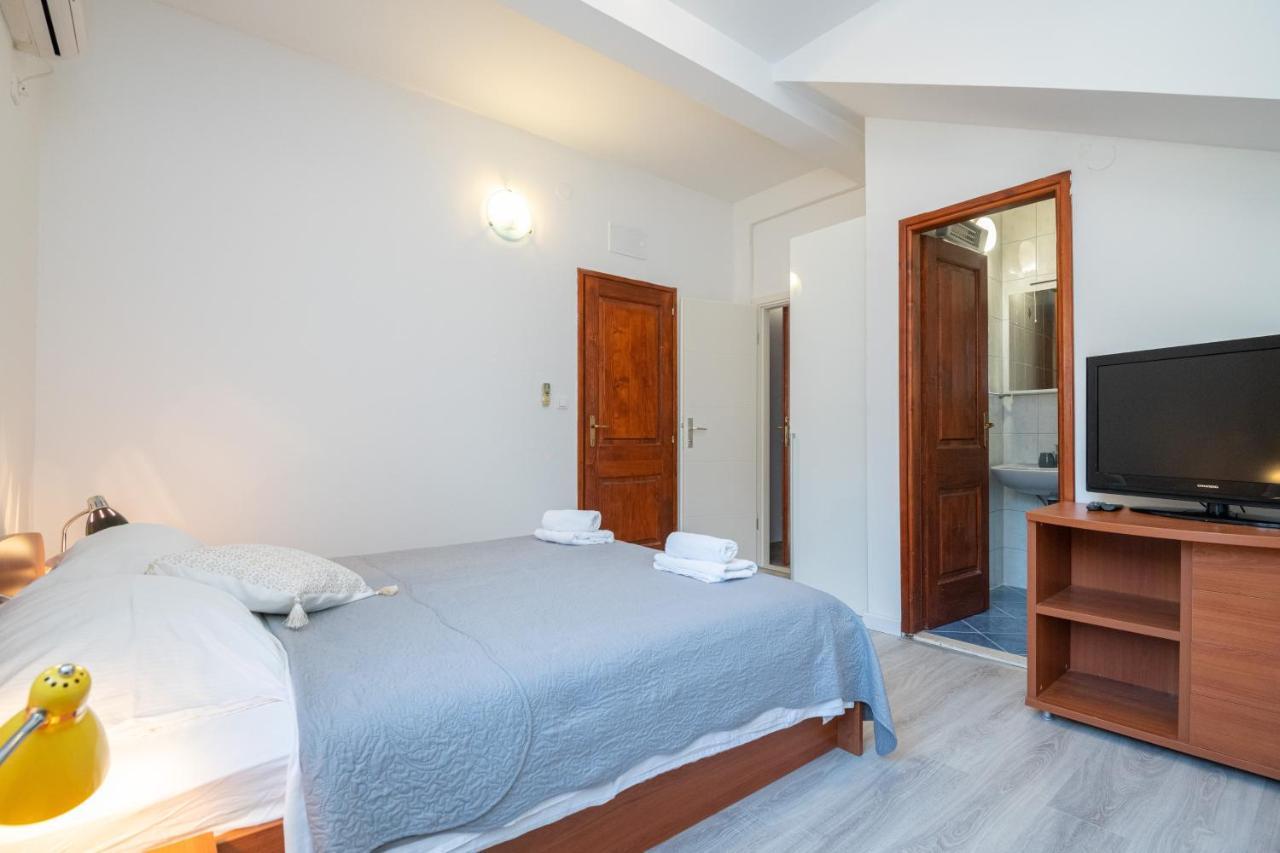 Apartments Dubelj Komolac ภายนอก รูปภาพ