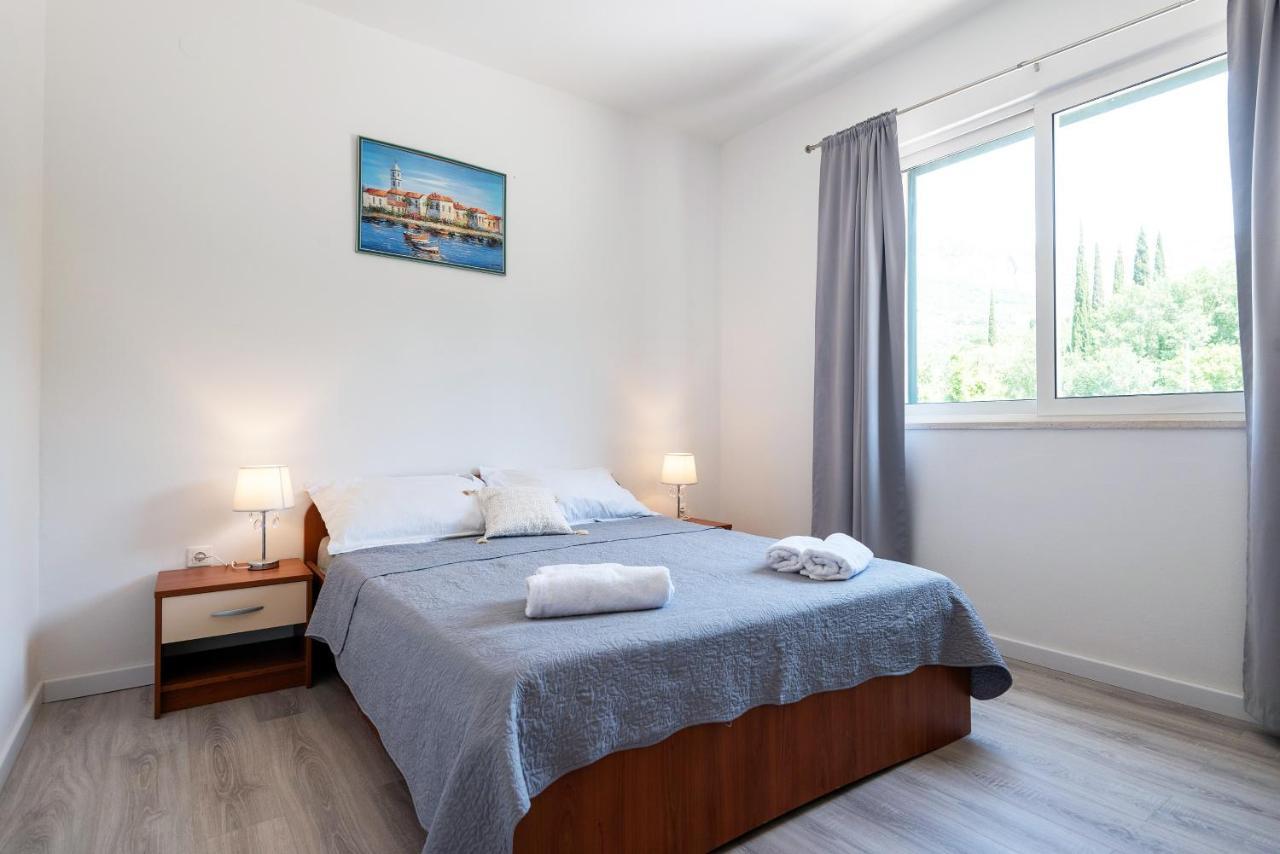 Apartments Dubelj Komolac ภายนอก รูปภาพ